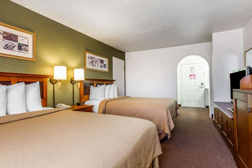 Rodeway Inn Auburn Habitación foto