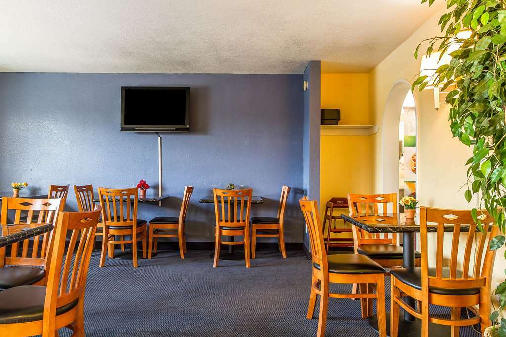 Rodeway Inn Auburn Restaurante foto
